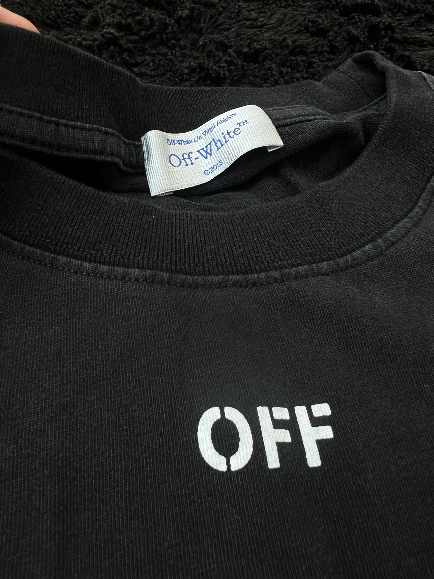 Playera Off White blurred Mary